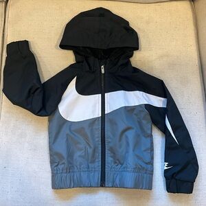 Toddler Boys hooded Nike Windrunner / Windbreaker size 2T